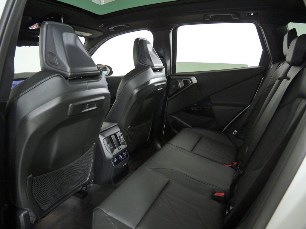 Thumbnail: 2026 BMW X3 - 36