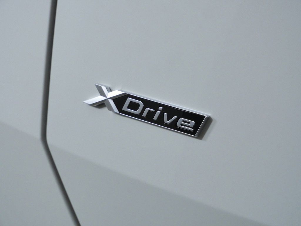 Thumbnail: 2026 BMW X3 - 23