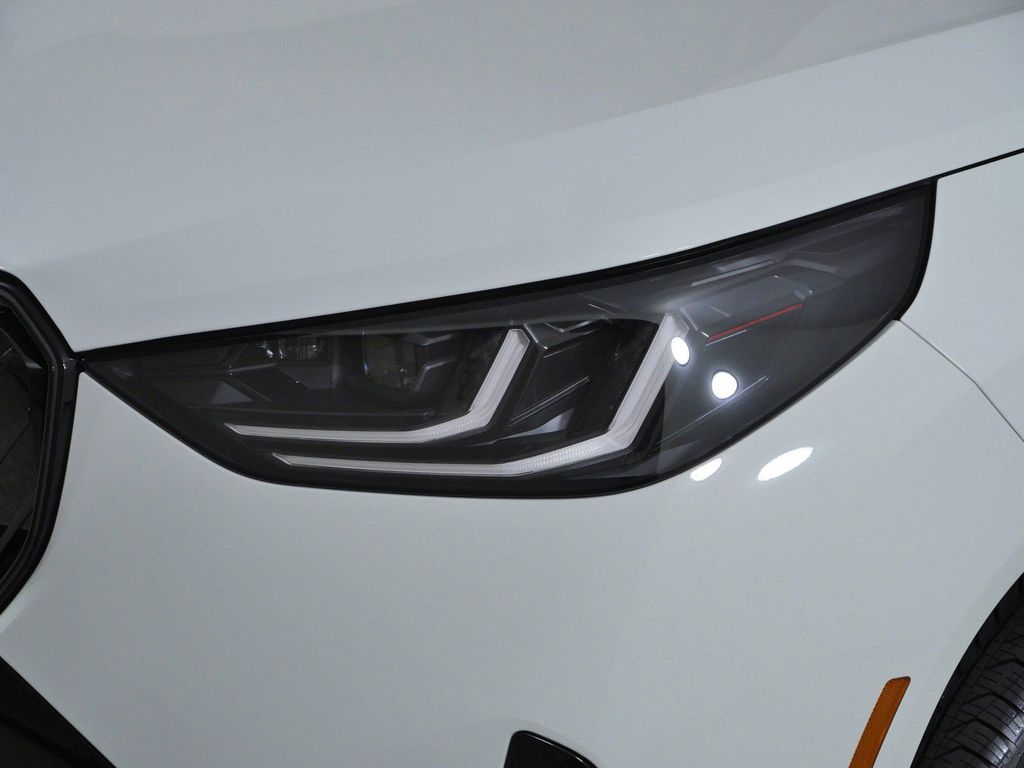Thumbnail: 2026 BMW X3 - 17