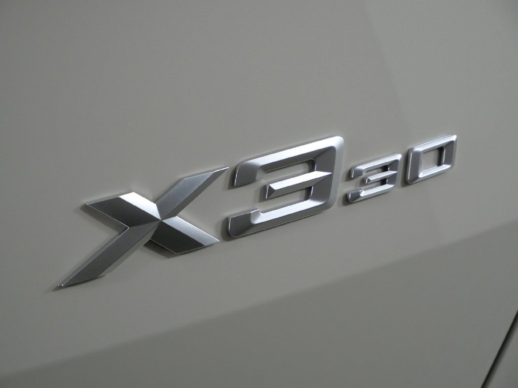 Thumbnail: 2026 BMW X3 - 23