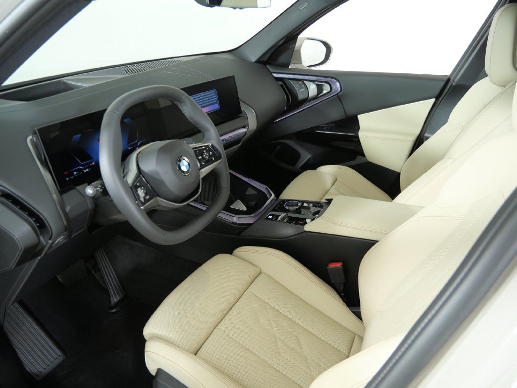 Thumbnail: 2026 BMW X3 - 37
