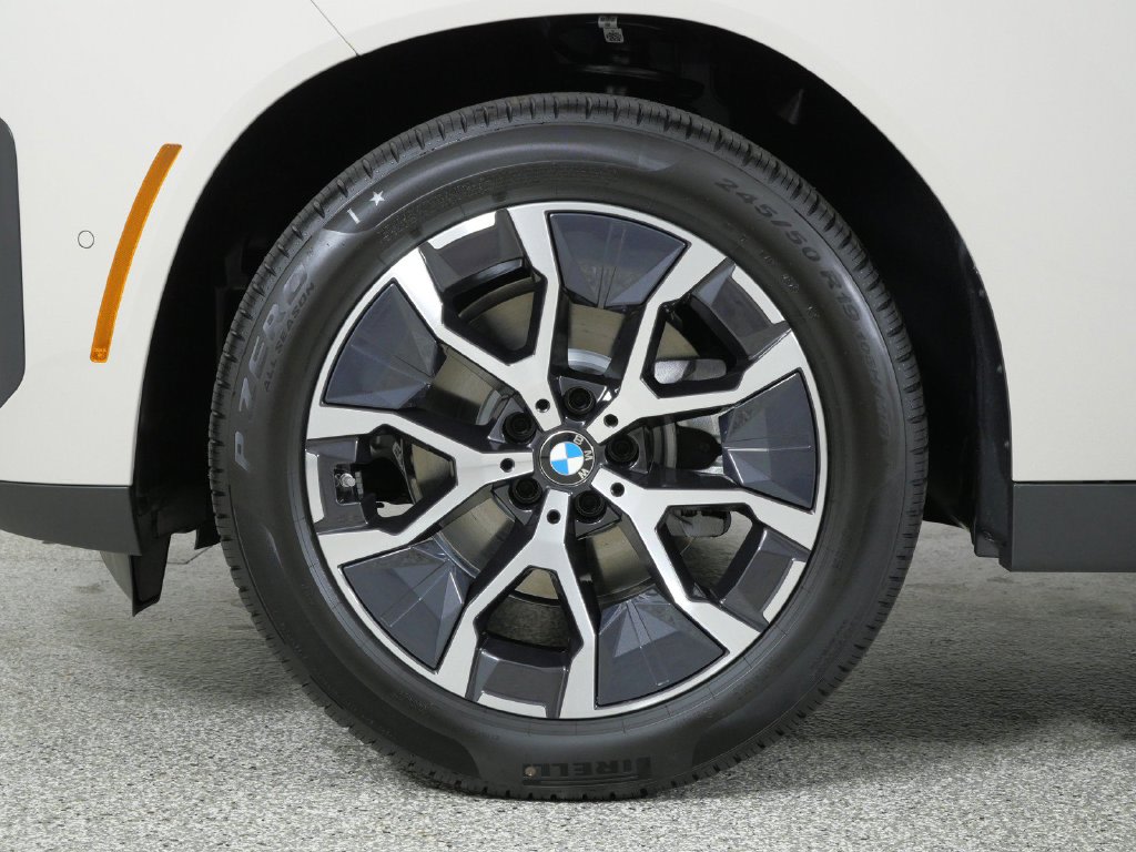 Thumbnail: 2026 BMW X3 - 8