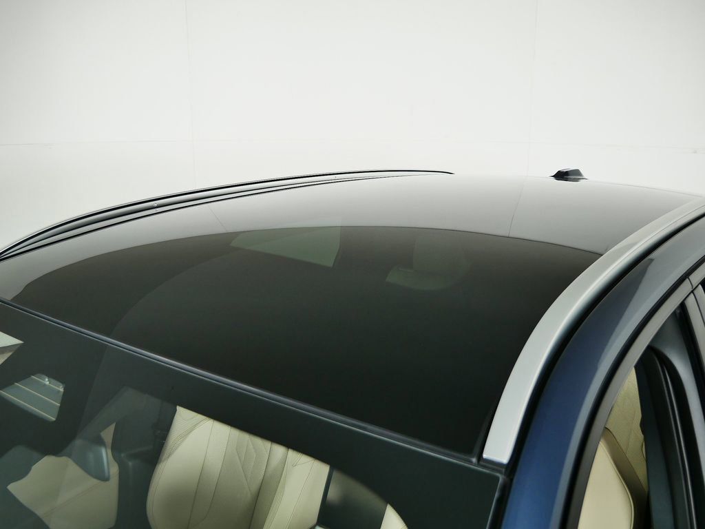 Thumbnail: 2025 BMW X3 - 28