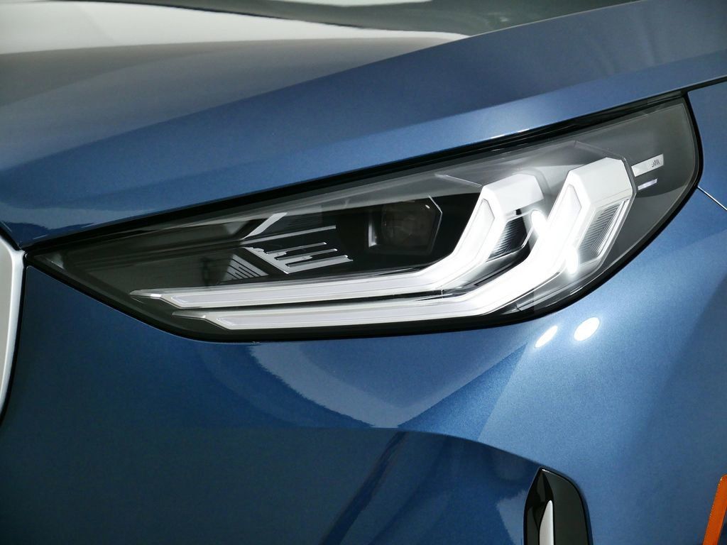 Thumbnail: 2025 BMW X3 - 25