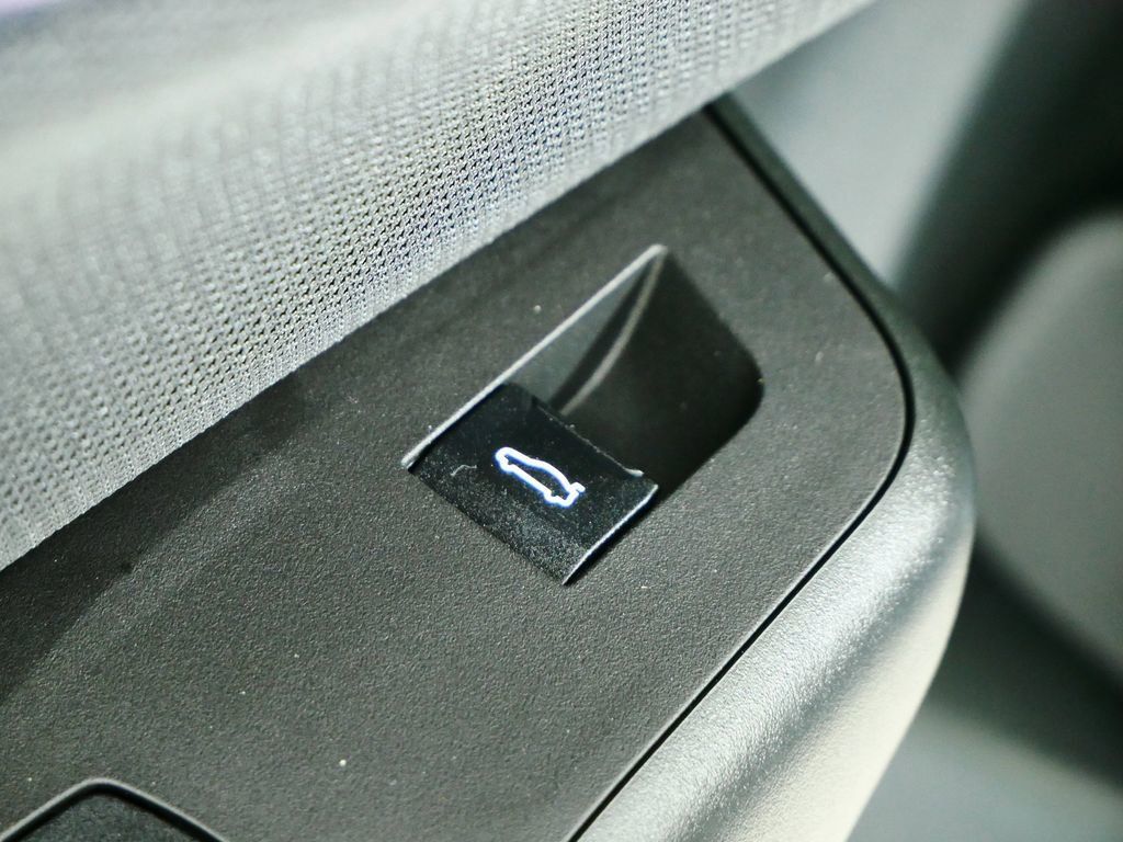 Thumbnail: 2025 BMW X3 - 38