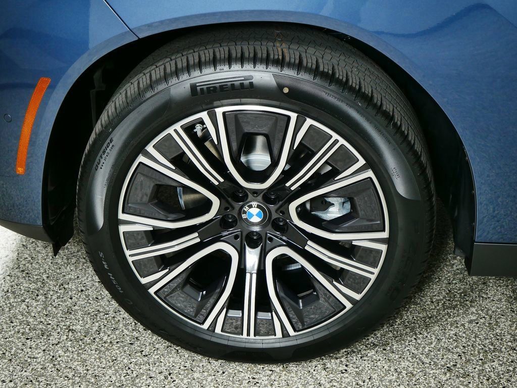 Thumbnail: 2025 BMW X3 - 25