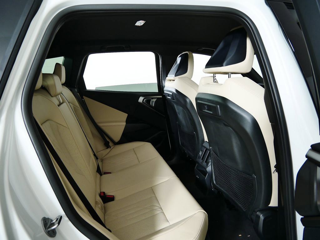 Thumbnail: 2026 BMW X3 - 10