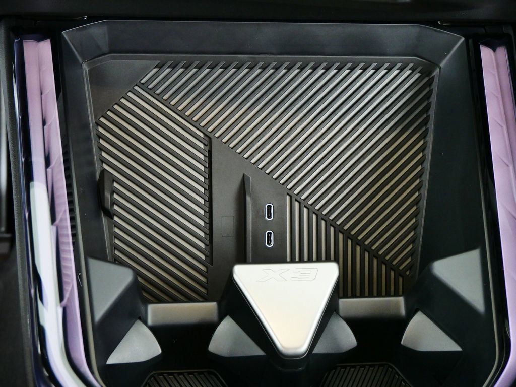 Thumbnail: 2026 BMW X3 - 14