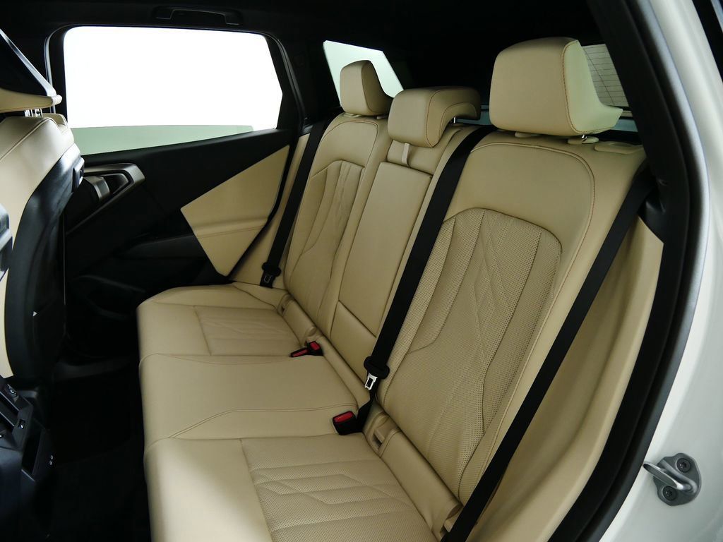 Thumbnail: 2026 BMW X3 - 32