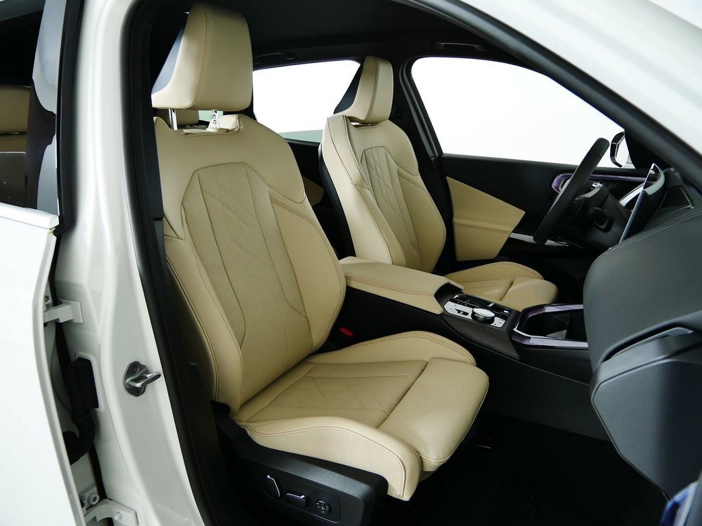 Thumbnail: 2026 BMW X3 - 9