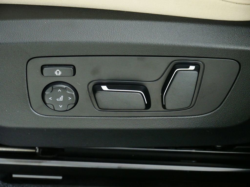 Thumbnail: 2026 BMW X3 - 35