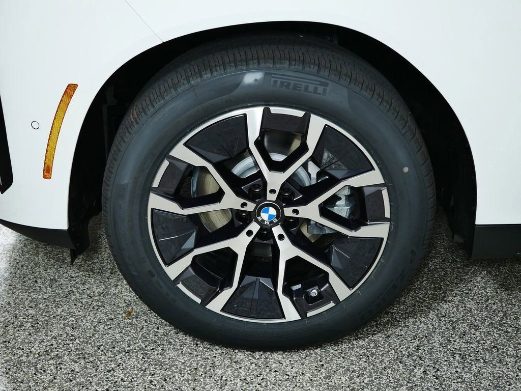 Thumbnail: 2026 BMW X3 - 22