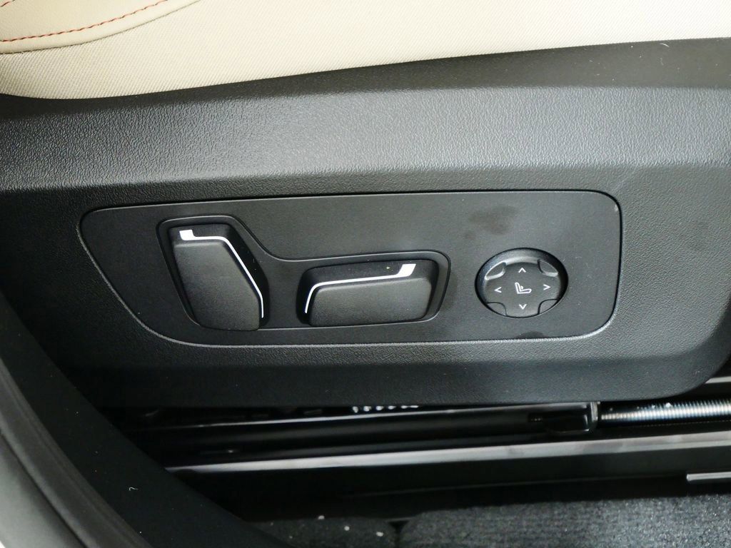 Thumbnail: 2026 BMW X3 - 25