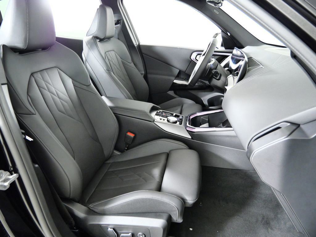 Thumbnail: 2026 BMW X3 - 10