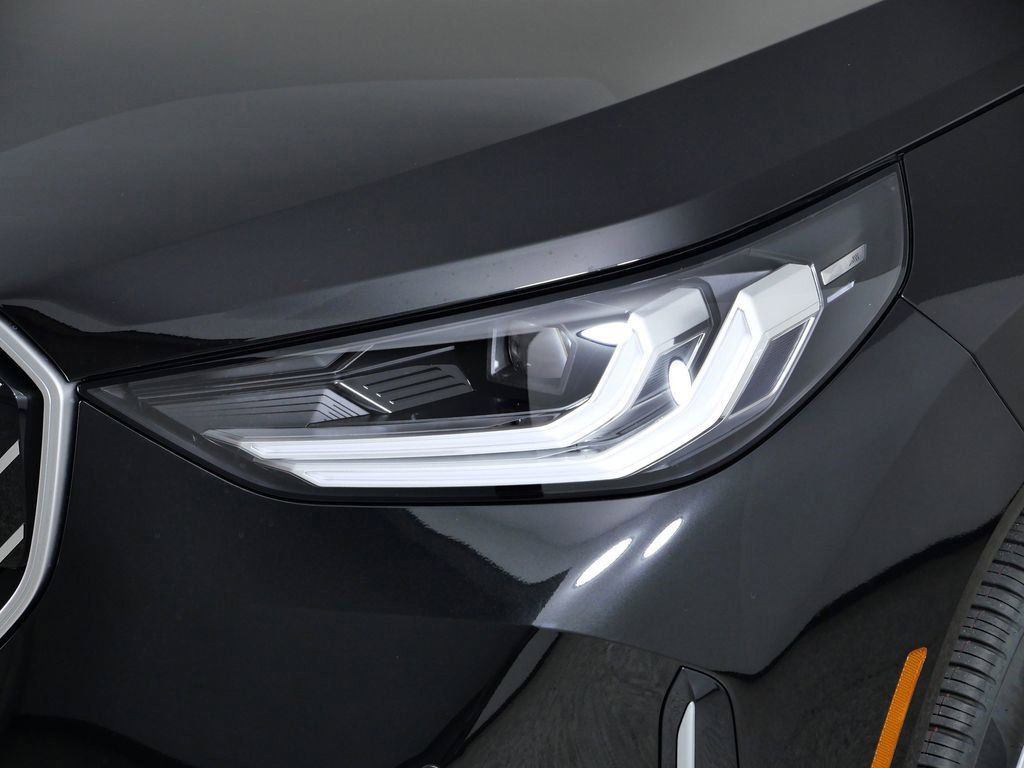 Thumbnail: 2026 BMW X3 - 17