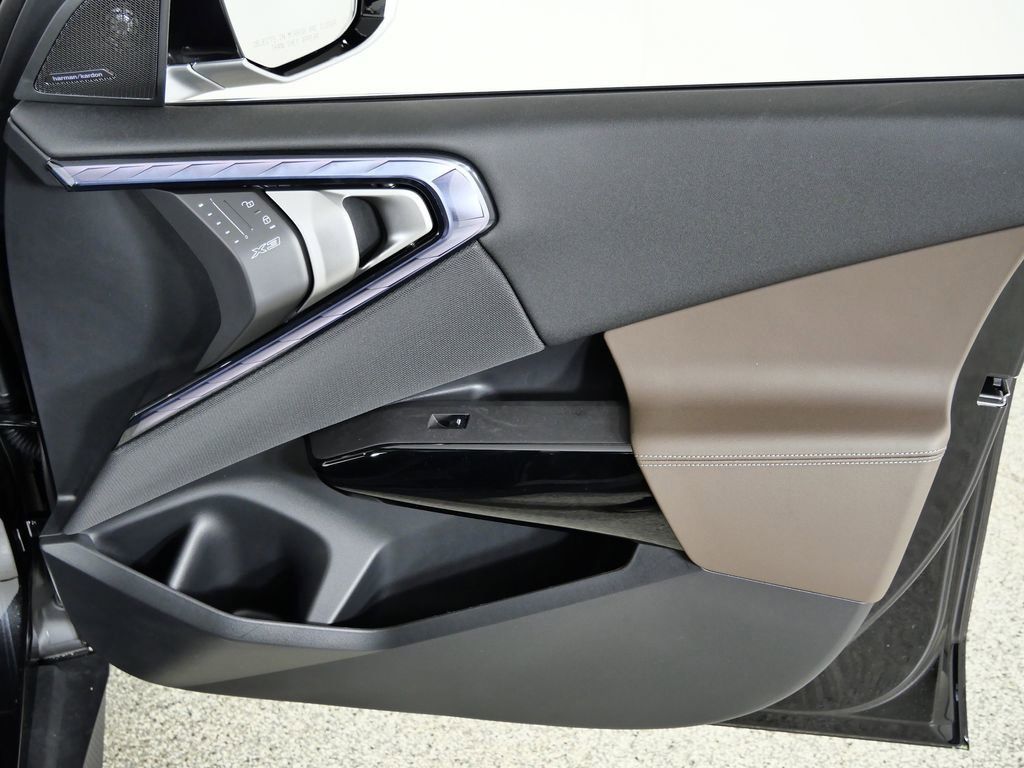 Thumbnail: 2026 BMW X3 - 26