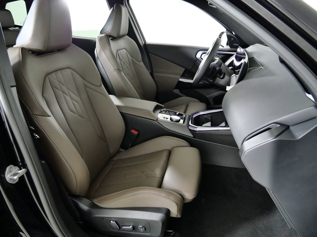 Thumbnail: 2026 BMW X3 - 10