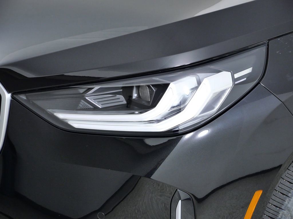 Thumbnail: 2026 BMW X3 - 17