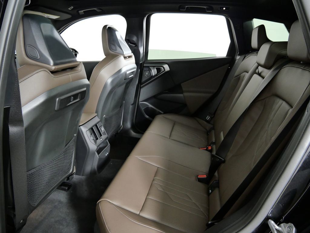 Thumbnail: 2026 BMW X3 - 32