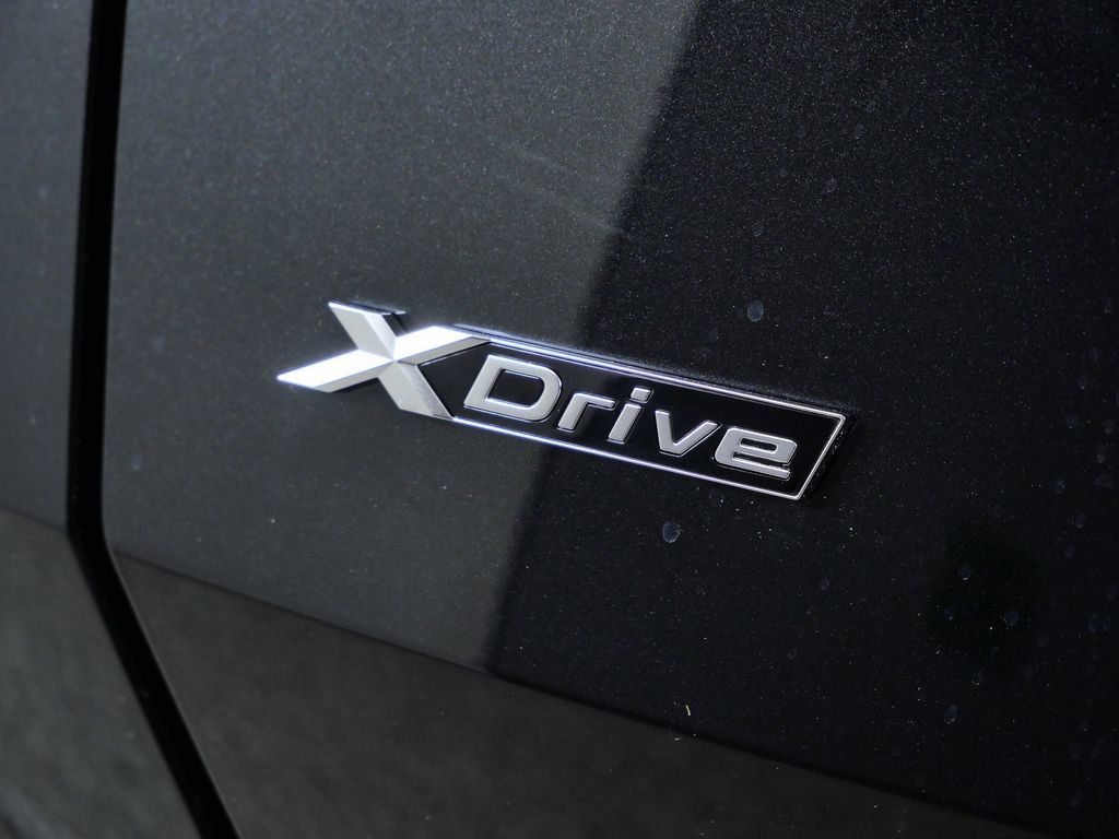 Thumbnail: 2026 BMW X3 - 21