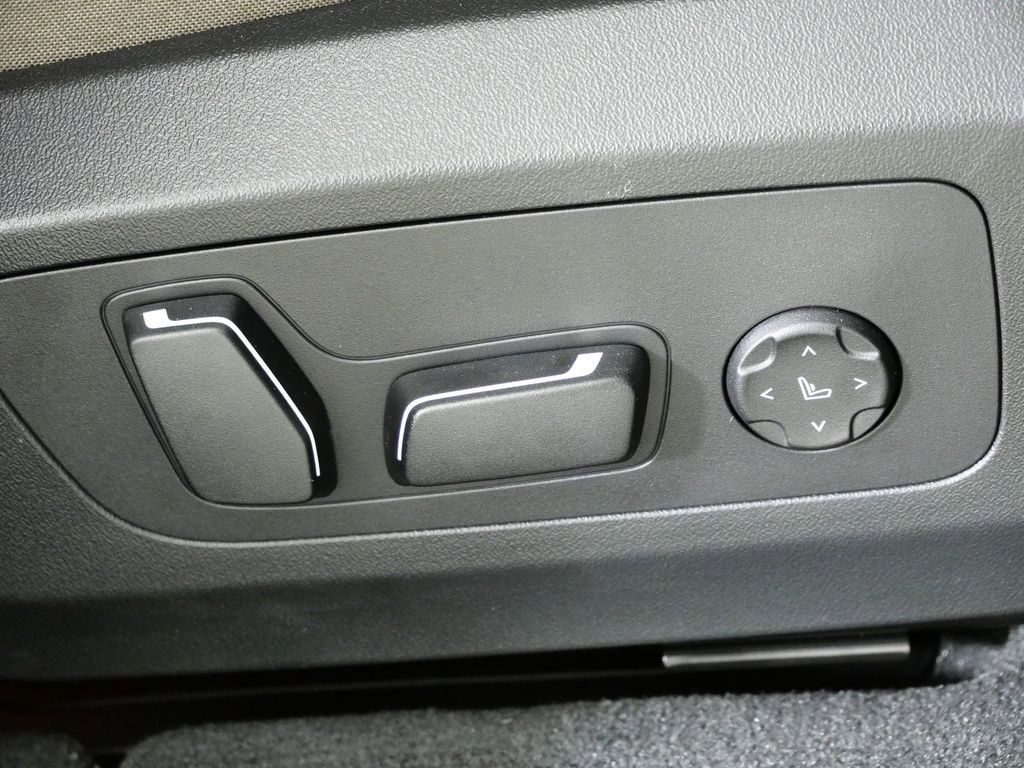 Thumbnail: 2026 BMW X3 - 27