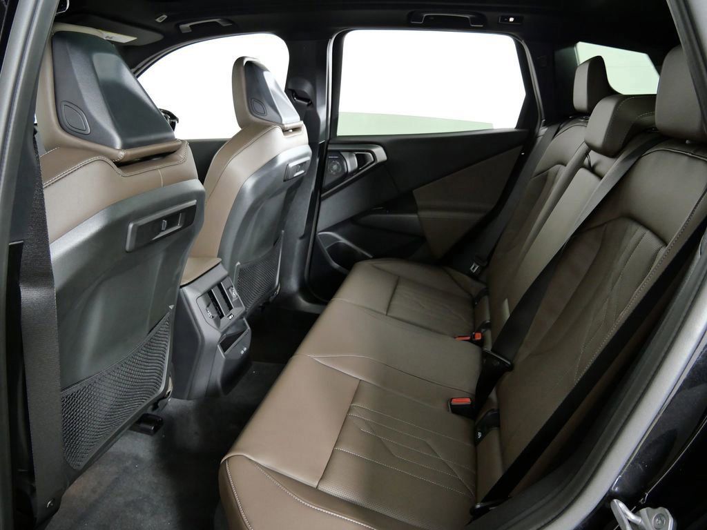 Thumbnail: 2026 BMW X3 - 33