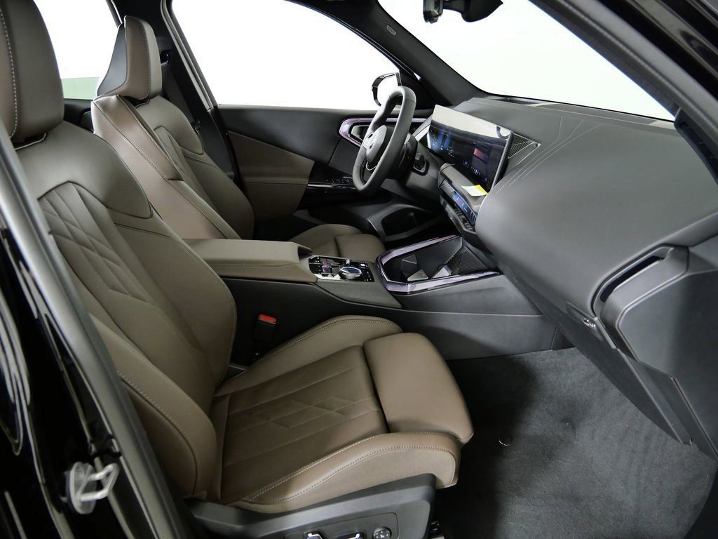 Thumbnail: 2026 BMW X3 - 9