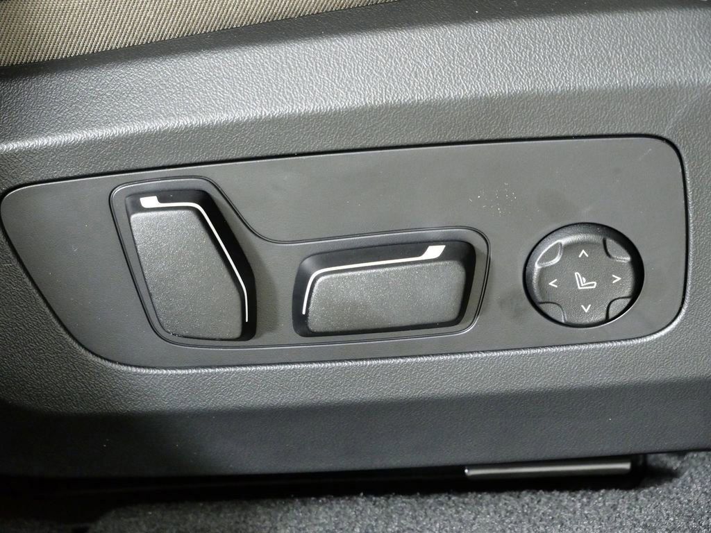 Thumbnail: 2026 BMW X3 - 28