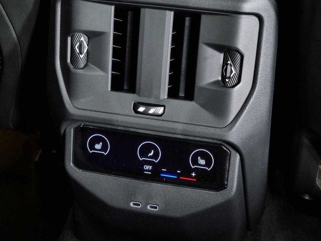 Thumbnail: 2026 BMW X3 - 31