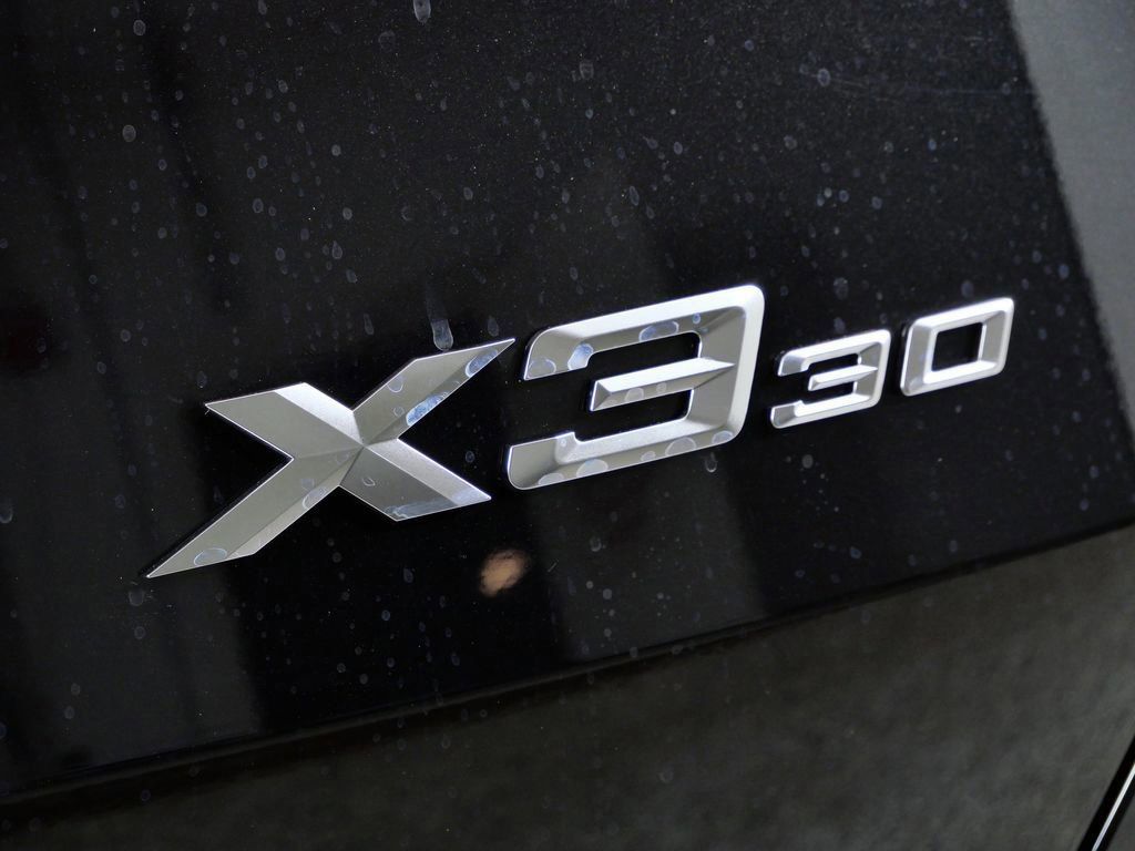 Thumbnail: 2026 BMW X3 - 21