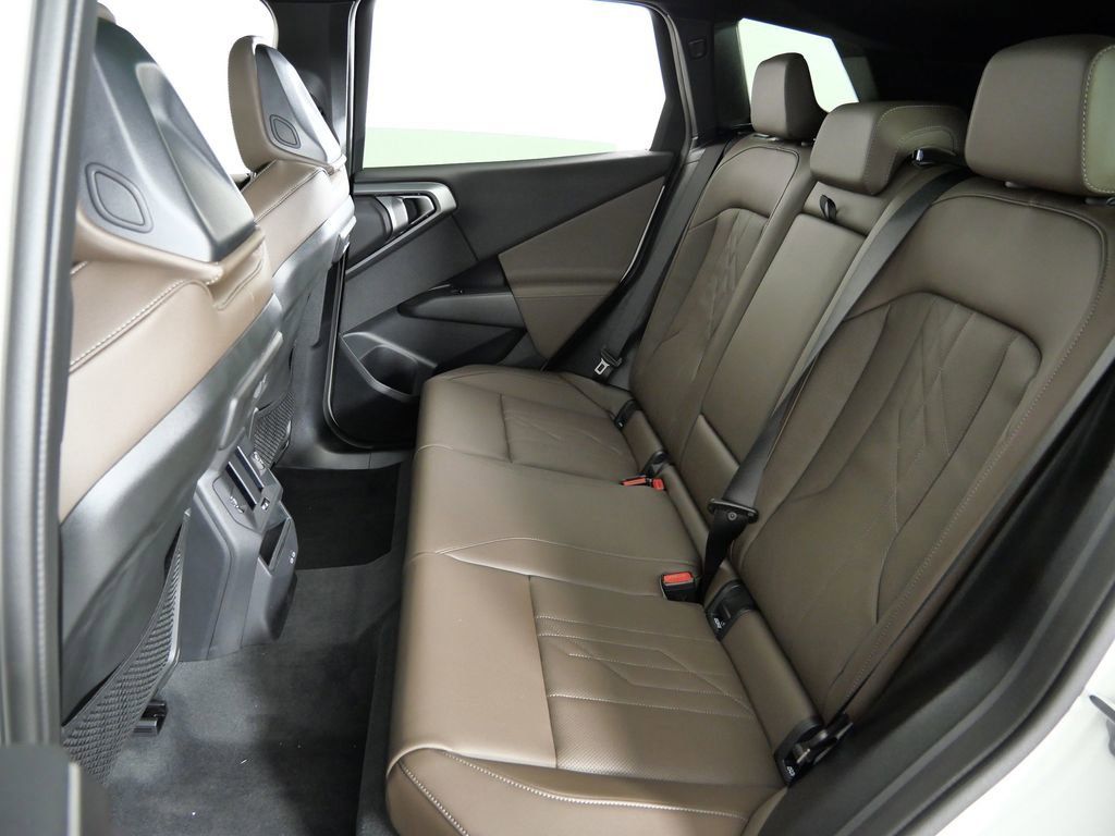 Thumbnail: 2026 BMW X3 - 36