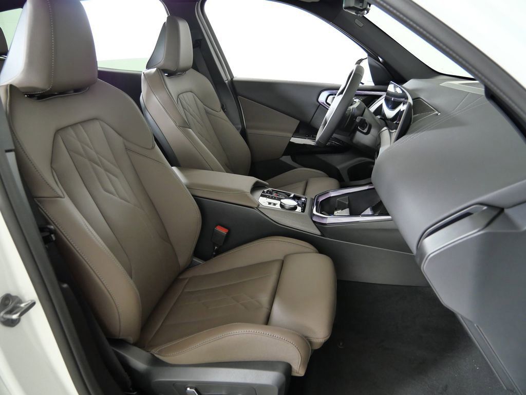 Thumbnail: 2026 BMW X3 - 10