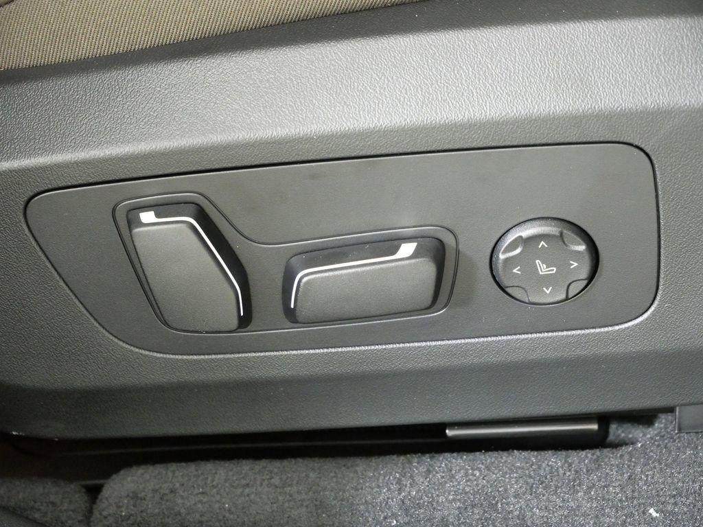 Thumbnail: 2026 BMW X3 - 30