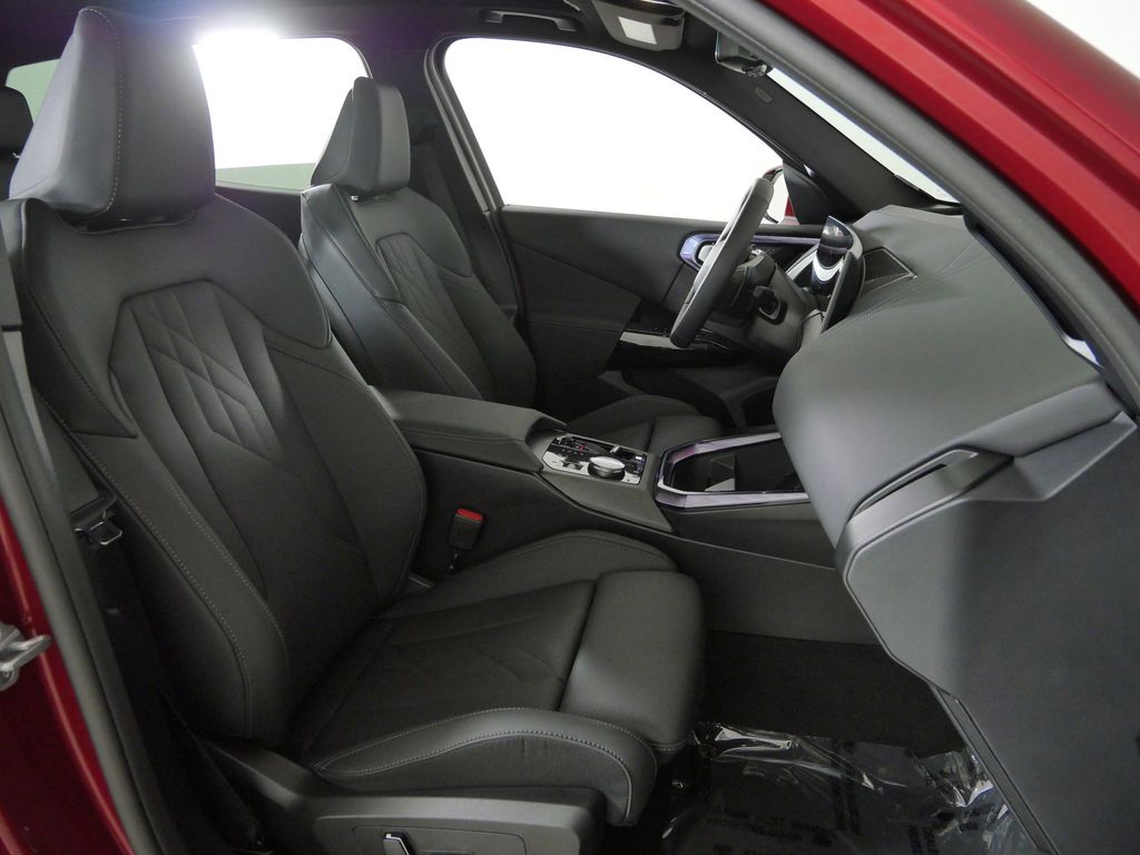Thumbnail: 2026 BMW X3 - 10