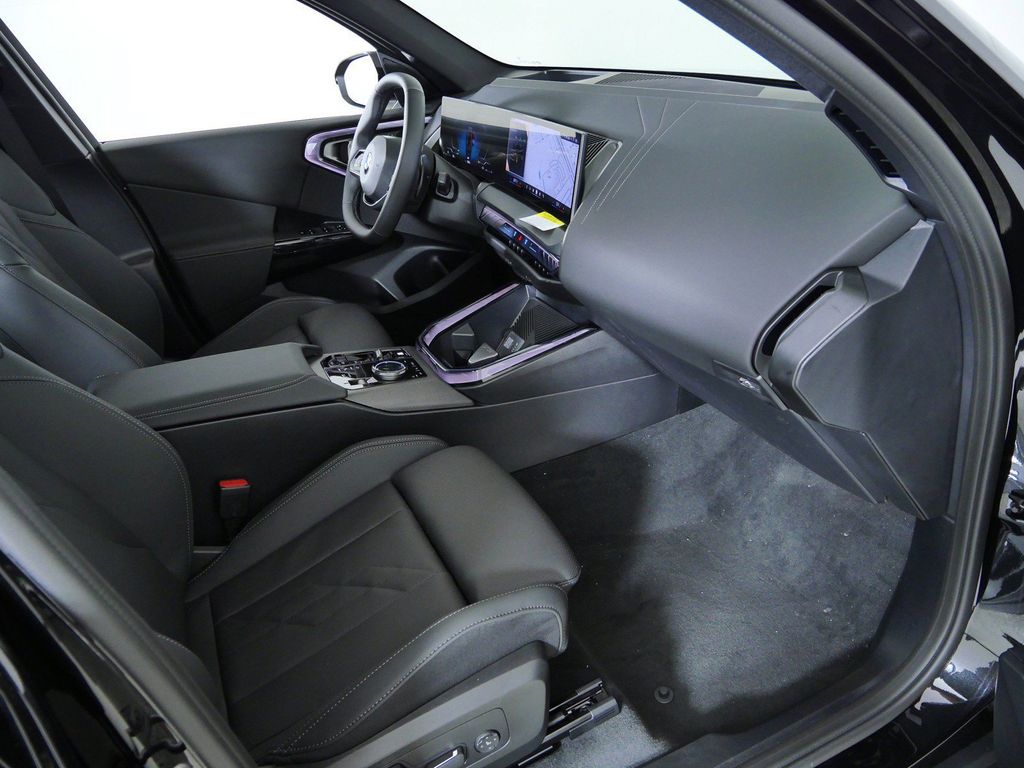 Thumbnail: 2026 BMW X3 - 10