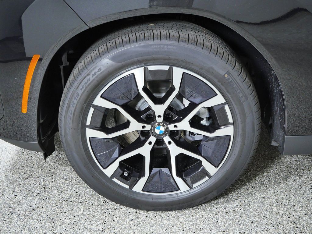 Thumbnail: 2026 BMW X3 - 8