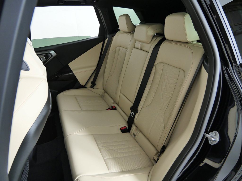 Thumbnail: 2026 BMW X3 - 34