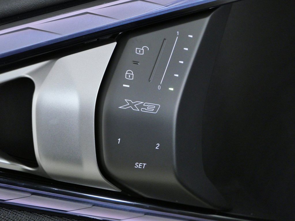 Thumbnail: 2026 BMW X3 - 13
