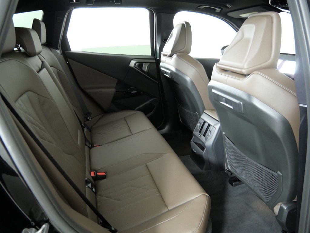 Thumbnail: 2026 BMW X3 - 11