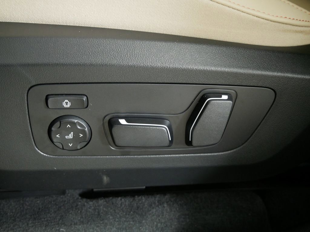 Thumbnail: 2025 BMW X3 - 36