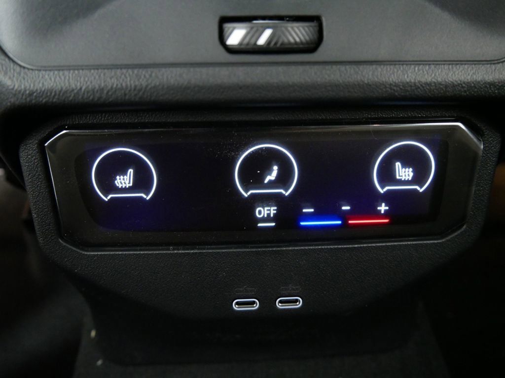 Thumbnail: 2025 BMW X3 - 31