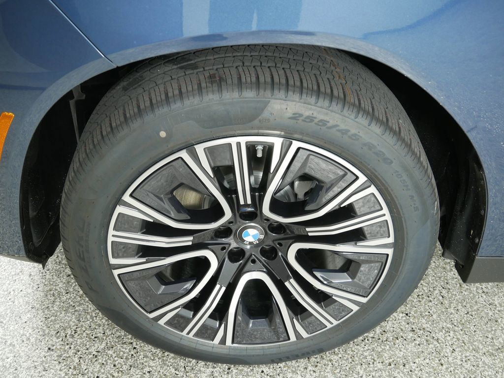 Thumbnail: 2025 BMW X3 - 23