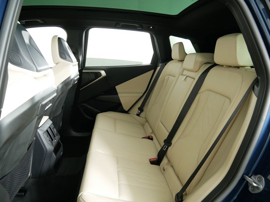 Thumbnail: 2025 BMW X3 - 30