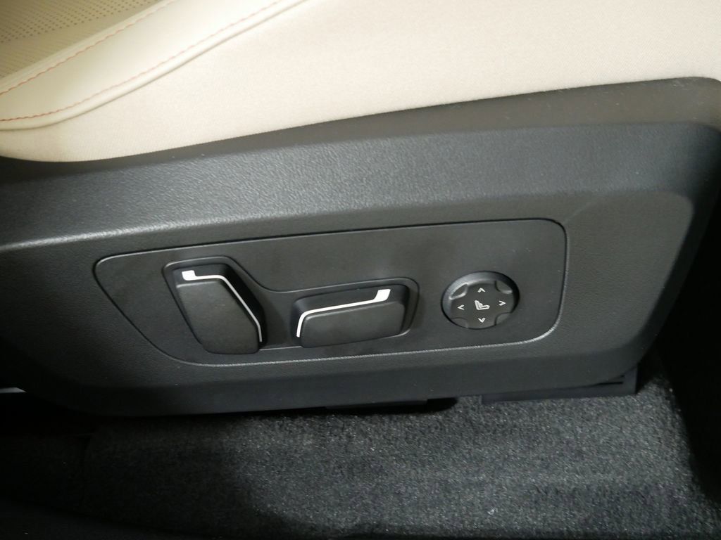 Thumbnail: 2025 BMW X3 - 26