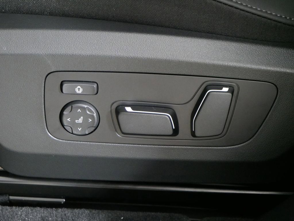 Thumbnail: 2025 BMW X3 - 39