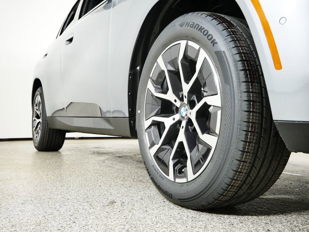 Thumbnail: 2025 BMW X3 - 8