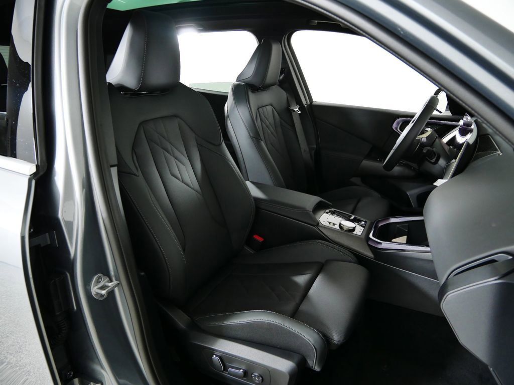 Thumbnail: 2025 BMW X3 - 11