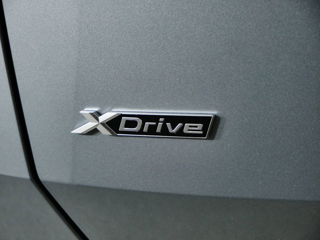 Thumbnail: 2025 BMW X3 - 25