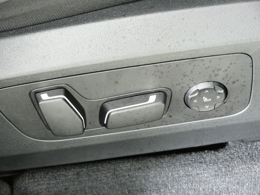 Thumbnail: 2025 BMW X3 - 29