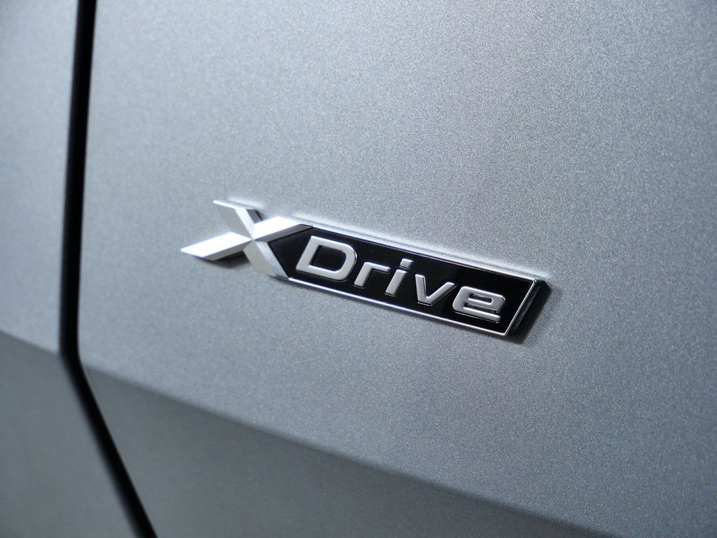 Thumbnail: 2025 BMW X3 - 23